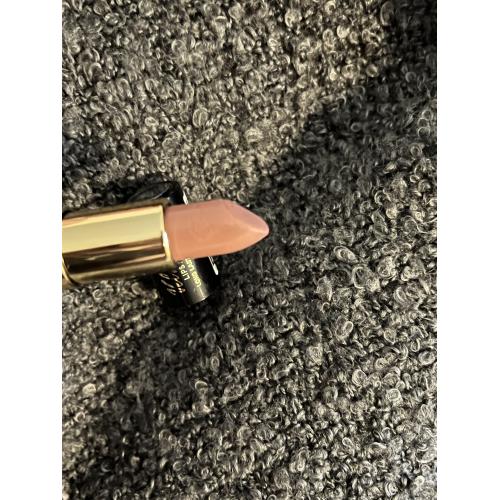 Eveline Cosmetics Velvet Matt, Lipstick Long Lasting Formula (Matowa pomadka do ust) - opinie | zdjęcie do recenzji od Julka8822 - 1