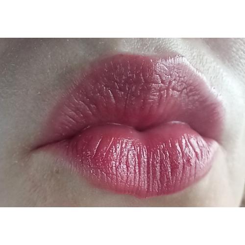 Clinique Chubby Stick, Moisturizing Lip Colour Balm (Błyszczyk w kredce) - opinie | zdjęcie do recenzji od Lothris - 2