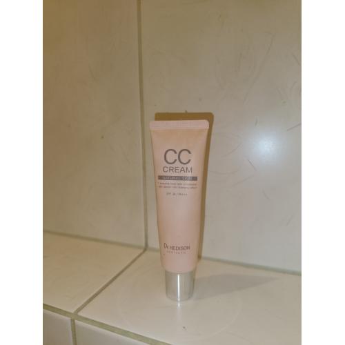 Dr. Hedison CC Cream SPF38/PA+++ (Krem CC z niacynamidem wyrównujący koloryt skóry) - opinie | zdjęcie do recenzji od Sandi1234