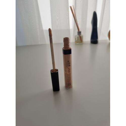 Maybelline New York Fit Me !,  Concealer (Korektor) - opinie | zdjęcie do recenzji od Anzelka9 - 2