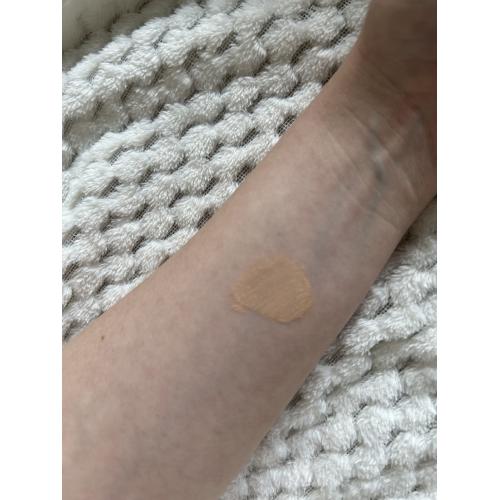 Catrice Soft Glam Filter Fluid (Rozświetlający podkład do twarzy) - opinie | zdjęcie do recenzji od NataliaXw - 3