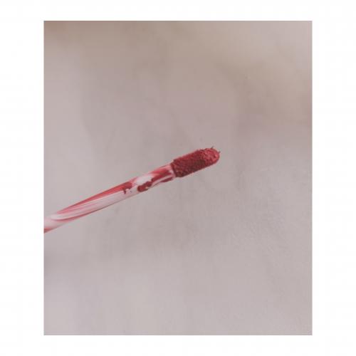 Lovely K'Lips, Matte Liquid Lipstick & Lip Liner, Lip Kit (Zestaw do wykonywania makijażu ust (matowa pomadka i kredka)) - opinie | zdjęcie do recenzji od Alezwieje - 4