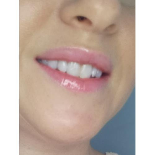 AA Wings of Color Tinted Push-Up Lip Serum (Serum wzmacniające kolor ust) - opinie | zdjęcie do recenzji od giulia92 - 1