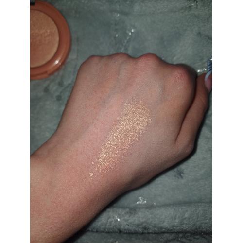 Bell Beauty Blush Powder (Rozświetlający róż do policzków) - opinie | zdjęcie do recenzji od lxavantxl - 3