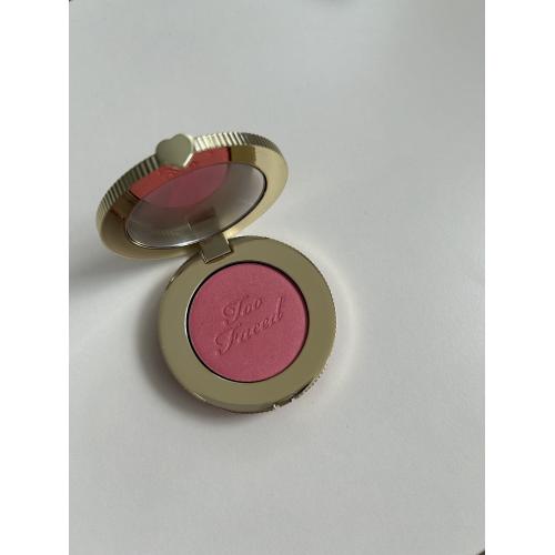 Too Faced Cloud Crush Blurring Blush (Róż do policzków) - opinie | zdjęcie do recenzji od NataliaXw - 2