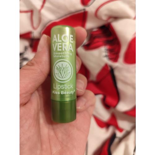 Kiss Beauty Hydrating Aloe Vera Gel Lipstick (Aloesowa pomadka nawilżająca zmieniająca kolor) - opinie | zdjęcie do recenzji od clareblondi - 2