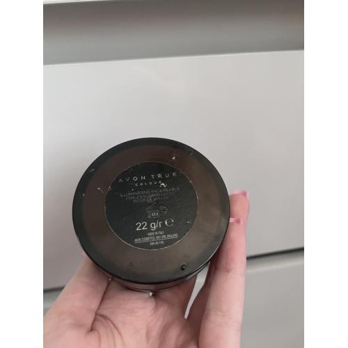 Avon True Colour, Face Pearls (Rozświetlający puder w kulkach) - opinie | zdjęcie do recenzji od Karolina3302 - 2