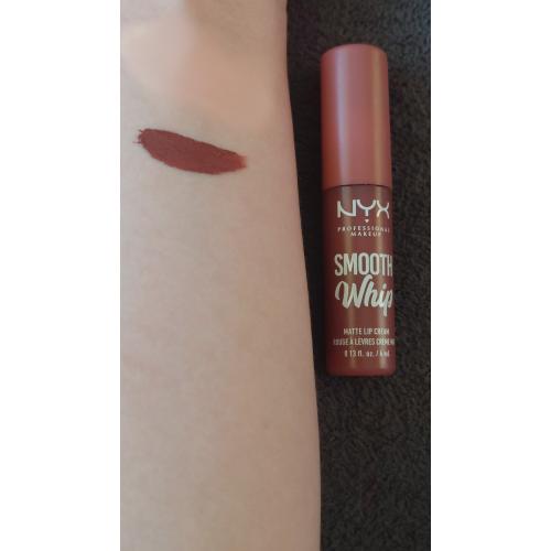 NYX Professional Makeup Smooth Whip Matte Lip Cream (Matowy krem do ust) - opinie | zdjęcie do recenzji od Pysiak555