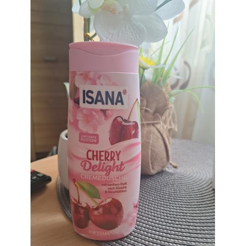 Isana Cherry Delight, Creamy Shower Gel (Kremowy żel pod prysznic) - opinie | zdjęcie do recenzji od Narcyz90