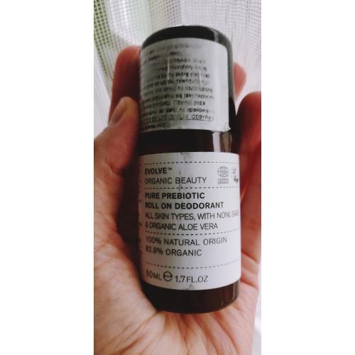 Evolve Organic Beauty Pure Prebiotic Roll On Deodorant (Dezodorant z prebiotykami) - opinie | zdjęcie do recenzji od shewild