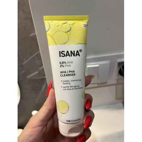 Isana Love Your Skin,   AHA/ PHA Cleanser (Preparat oczyszczający) - opinie | zdjęcie do recenzji od Ixip11