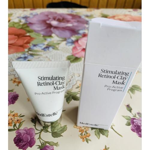 MedEstelle Stimulating Retinol Clay Mask (Stymulująca maska glinkowa z retinolem) - opinie | zdjęcie do recenzji od IwonaTeresaMaria