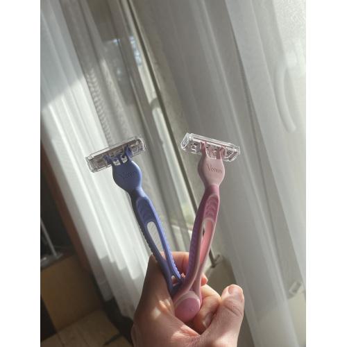 Gillette Simply Venus 3, Maszynka jednorazowa - opinie | zdjęcie do recenzji od 365c6d33586e62bd0eee61bd701133ffc2eddc97_668dc0fcc4e7c