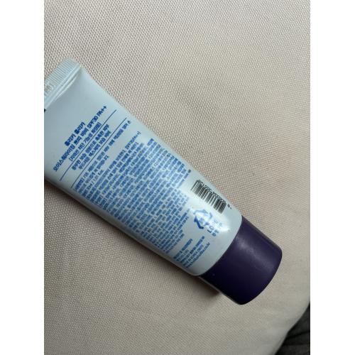 Holika Holika Essential, Clearing Petit BB Cream SPF 30 (Oczyszczający krem BB) - opinie | zdjęcie do recenzji od JuliaWozniak01 - 2