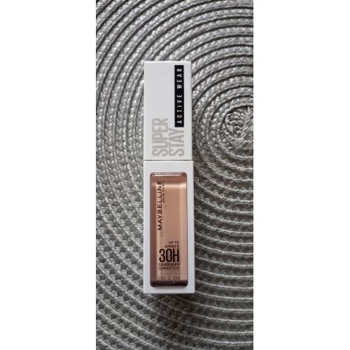 Maybelline New York Super Stay, Active Wear Concealer (Korektor) - opinie | zdjęcie do recenzji od Aleksandra98xd