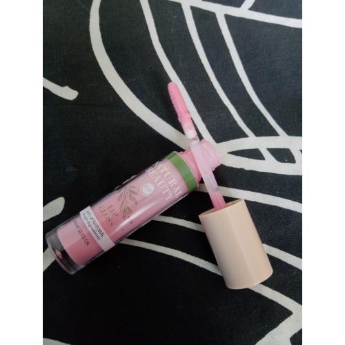 Bell Natural Beauty, Lip Gloss (Nawilżający błyszczyk do ust z olejem z nasion konopi) - opinie | zdjęcie do recenzji od Owocowysad - 2