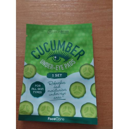 Action SkinBliss, Cucumber Under-Eye Pads (Ogórkowe płatki pod oczy) - opinie | zdjęcie do recenzji od Smerfeta83