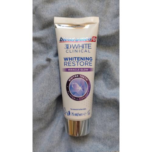 Blend - a - med 3D White Clinical, Whitening Restore Miracle Glow Toothpaste (Wybielająca pasta do zębów) - opinie | zdjęcie do recenzji od SandriQ