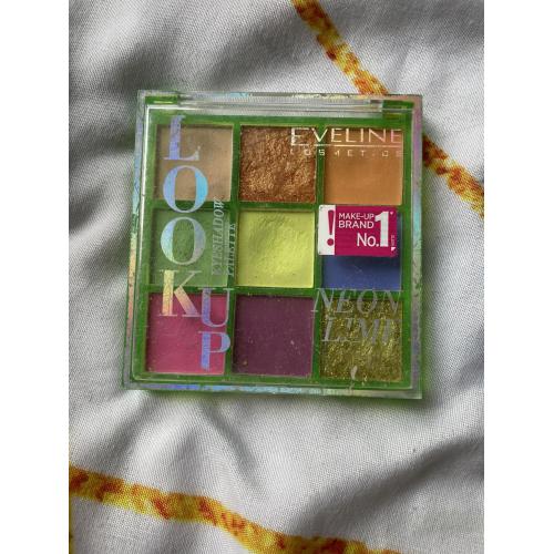 Eveline Cosmetics Look Up, Neon Lime Eyeshadow Palette (Paletka cieni do powiek) - opinie | zdjęcie do recenzji od Gabriela031099 - 1
