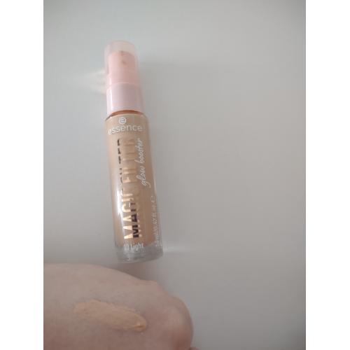 Essence Magic Filter Glow Booster (Fluid do twarzy) - opinie | zdjęcie do recenzji od Juljulia - 2