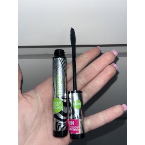 Eveline Cosmetics Mega Size Lashes Mascara (Wydłużająco-podkręcający tusz do rzęs) - opinie | zdjęcie do recenzji od Karolina3302 - 1