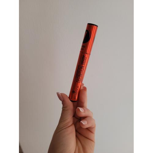 Essence Maximum Definition Volume Mascara (Tusz do rzęs) - opinie | zdjęcie do recenzji od karlajn_95