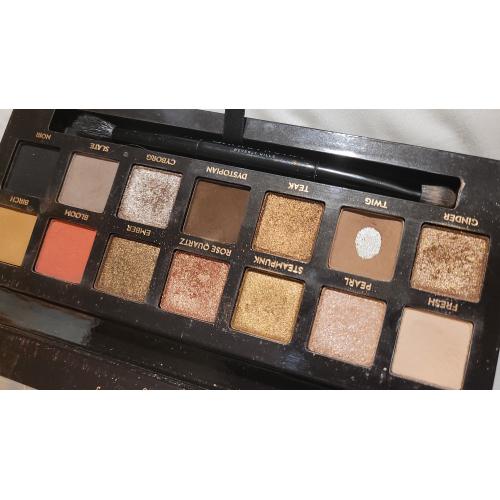 Anastasia Beverly Hills Sultry Eyeshadow Palette (Paleta 14 cieni do oczu) - opinie | zdjęcie do recenzji od szminka2010 - 2