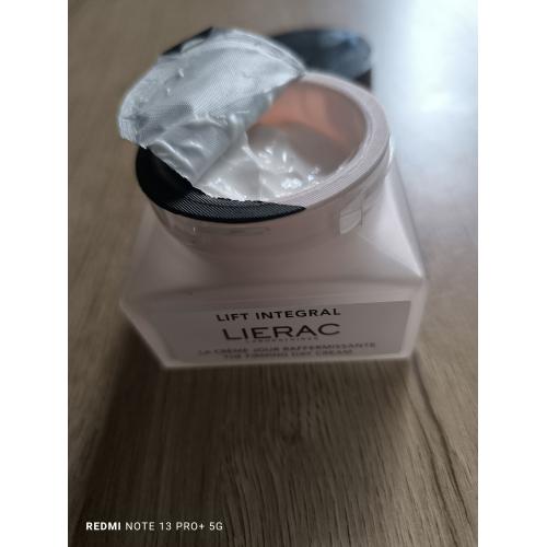 Lierac Lift Integral, La Creme Jour Raffermissante [The Firming Day Cream] (Ujędrniający krem do twarzy na dzień) - opinie | zdjęcie do recenzji od Paula516 - 2