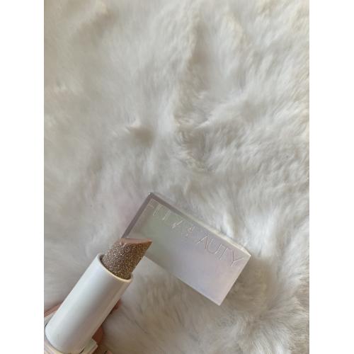 Huda Beauty Diamond Balm (Balsam do ust) - opinie | zdjęcie do recenzji od Karolina0910 - 2