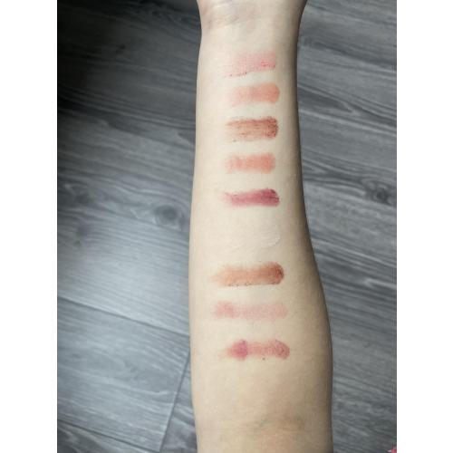 Revolution Beauty (Makeup Revolution) Re-Loaded, Newtrals 2, Eyeshadow Palette (Paleta 15 cieni do powiek) - opinie | zdjęcie do recenzji od Gabriela031099 - 2