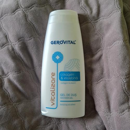 Farmec Gerovital, Vitalizare Collagen & Elastin, Shower Gel (Żel pod prysznic Kolagen z elastyną) - opinie | zdjęcie do recenzji od AnaSky - 1
