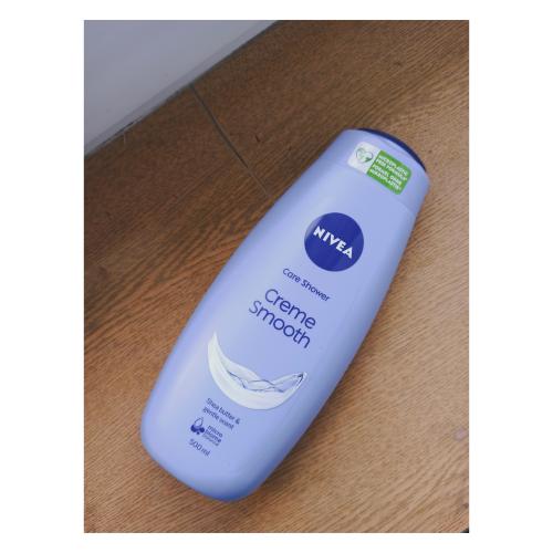 Nivea Creme Smooth, Kremowy żel pod prysznic - opinie | zdjęcie do recenzji od Alezwieje - 4