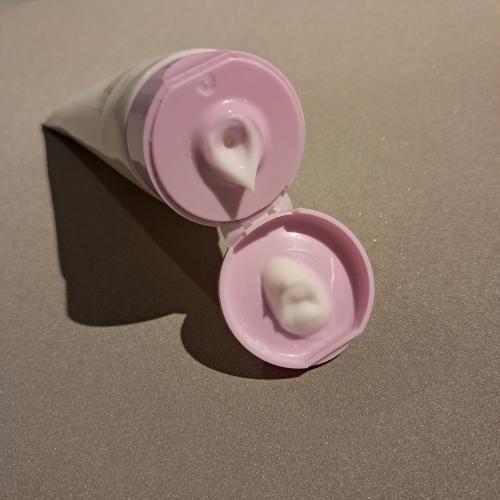 Yope Creamy Peach, Krem-opatrunek do rąk naprawczo-kojący - opinie | zdjęcie do recenzji od AnaSky - 2
