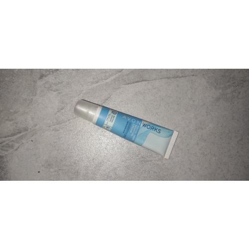Avon Works, Facial Hair Removal Cream (Krem do depilacji skóry twarzy) - opinie | zdjęcie do recenzji od Kawusia94
