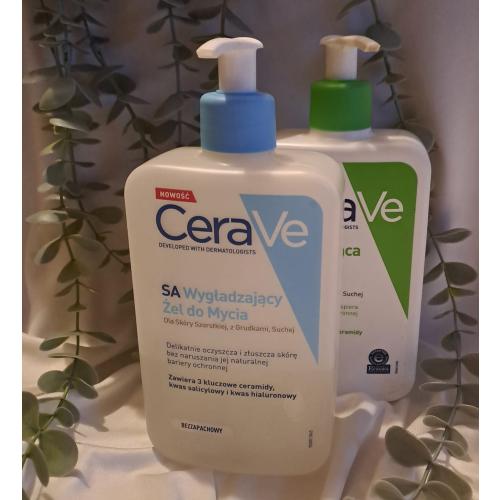CeraVe SA Wygładzający żel do mycia dla skóry szorstkiej, z grudkami, suchej - opinie | zdjęcie do recenzji od Moniqu13