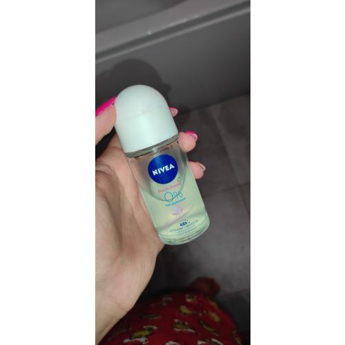 Nivea Fresh Flower, Dezodorant roll-on 0% soli aluminium - opinie | zdjęcie do recenzji od Kawusia94