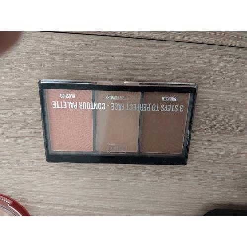Wibo 3 Steps to Perfect Face Light (Paleta do konturowania twarzy) - opinie | zdjęcie do recenzji od kialacm