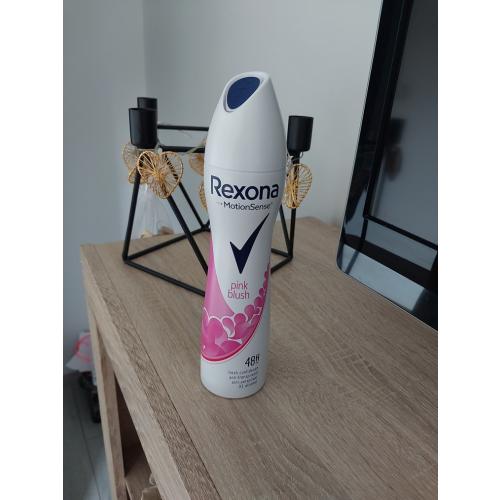 Rexona Motionsense, Pink Blush, Anti-perspirant Spray 48h (Antyperspirant w sprayu) - opinie | zdjęcie do recenzji od kialacm