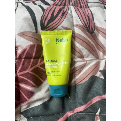 Neba Krem przeciwsłoneczny do ochrony tatuażu SPF50 - opinie | zdjęcie do recenzji od 215ef26c79f46904beba31fb9a4ca14e52aed483_66945877bcf6b