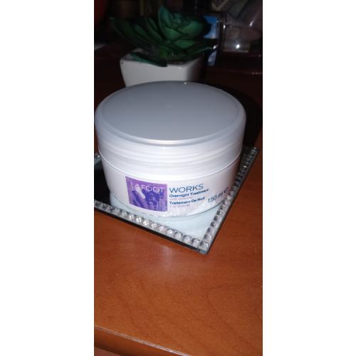 Avon Foot Works, Beautiful Lavender, Comforting Overnight Massage Cream [Overnight Treatment with Lavender] (Intensywnie pielęgnujący krem do masażu stóp na noc [Intensywnie nawilżająca kuracja lawendowa do stóp]) - opinie | zdjęcie do recenzji od iwonab1