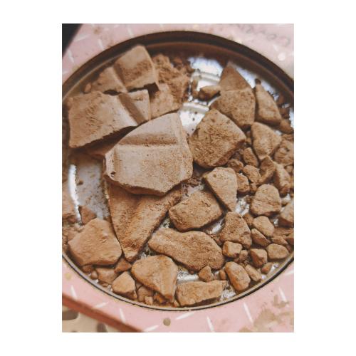 Lovely Milky Chocolate Matte Face Bronzer (Matowy puder brązujący) - opinie | zdjęcie do recenzji od Alezwieje - 1