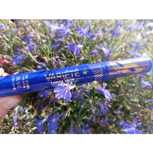 Eveline Cosmetics Variete, Lashes Show Ultra Length & Volume Blue Mascara (Wydłużająco-pogrubiający niebieski tusz do rzęs) - opinie | zdjęcie do recenzji od Lothris
