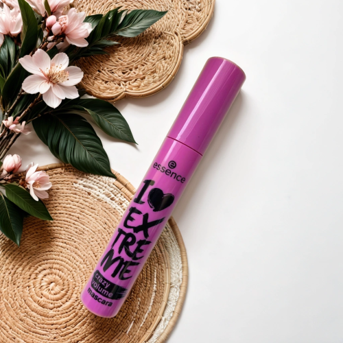 Essence I Love Extreme, Crazy Volume Mascara (Pogrubiający tusz do rzęs) - opinie | zdjęcie do recenzji od Rina_Ch989 - 1