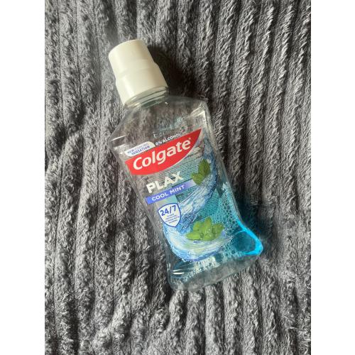 Colgate Plax, Cool Mint, Mouthwash (Płyn do płukania jamy ustnej (nowa wersja)) - opinie | zdjęcie do recenzji od 215ef26c79f46904beba31fb9a4ca14e52aed483_66945877bcf6b