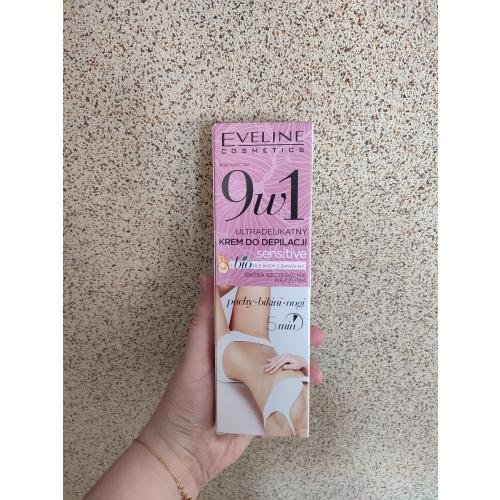 Eveline Cosmetics Sensitive, Ultradelikatny  krem do depilacji z bio-olejkiem bawełny pachy bikini nogi 9 w 1 - opinie | zdjęcie do recenzji od xLullabyx - 3