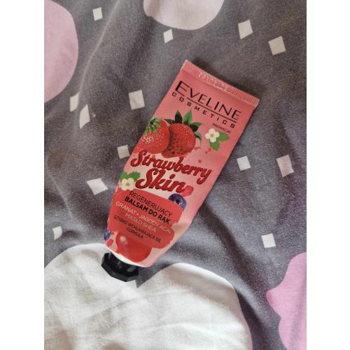 Eveline Cosmetics Strawberry Skin, Regenerujący balsam do rąk `Granat, jagody Acai, masło shea` - opinie | zdjęcie do recenzji od Gabsonik123