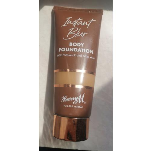Barry M Instant Blur Body Foundation (Korygujący balsam samoopalający do ciała) - opinie | zdjęcie do recenzji od Barbra61