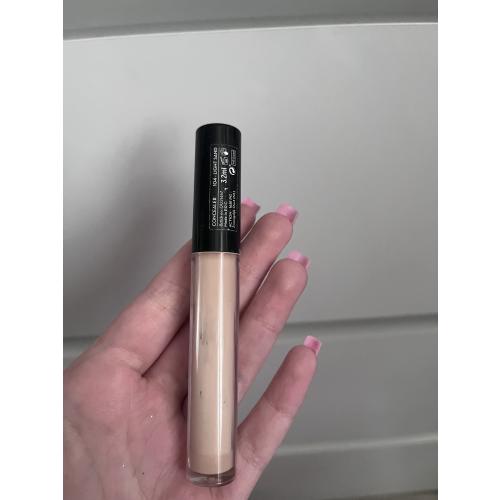 Max & More Liquid Concealer (Korektor do twarzy w płynie) - opinie | zdjęcie do recenzji od Karolina3302 - 1
