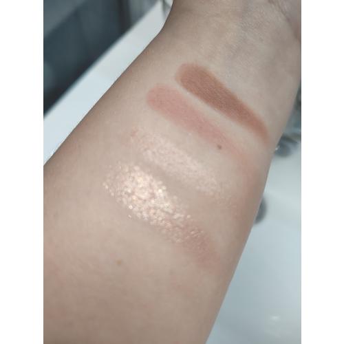 Charlotte Tilbury Pillow Talk Luxury Palette (Paletka 4 cieni do powiek) - opinie | zdjęcie do recenzji od babsztyl007 - 1