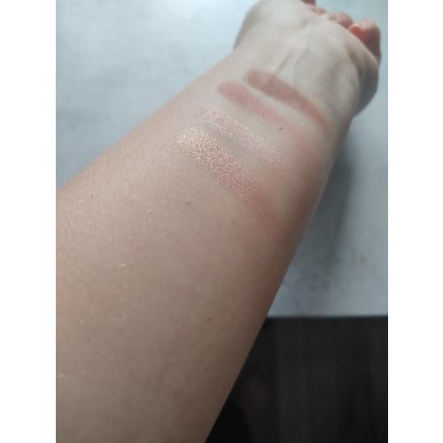 Charlotte Tilbury Pillow Talk Luxury Palette (Paletka 4 cieni do powiek) - opinie | zdjęcie do recenzji od babsztyl007 - 2